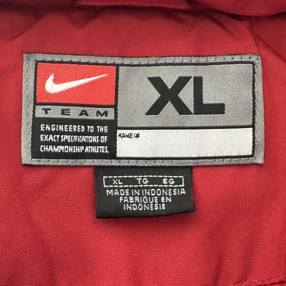 Arkansas Razorbacks Jacket Mens XL Red NCAA Nike Full Zip Puffer Insulated - Picture 3 of 12